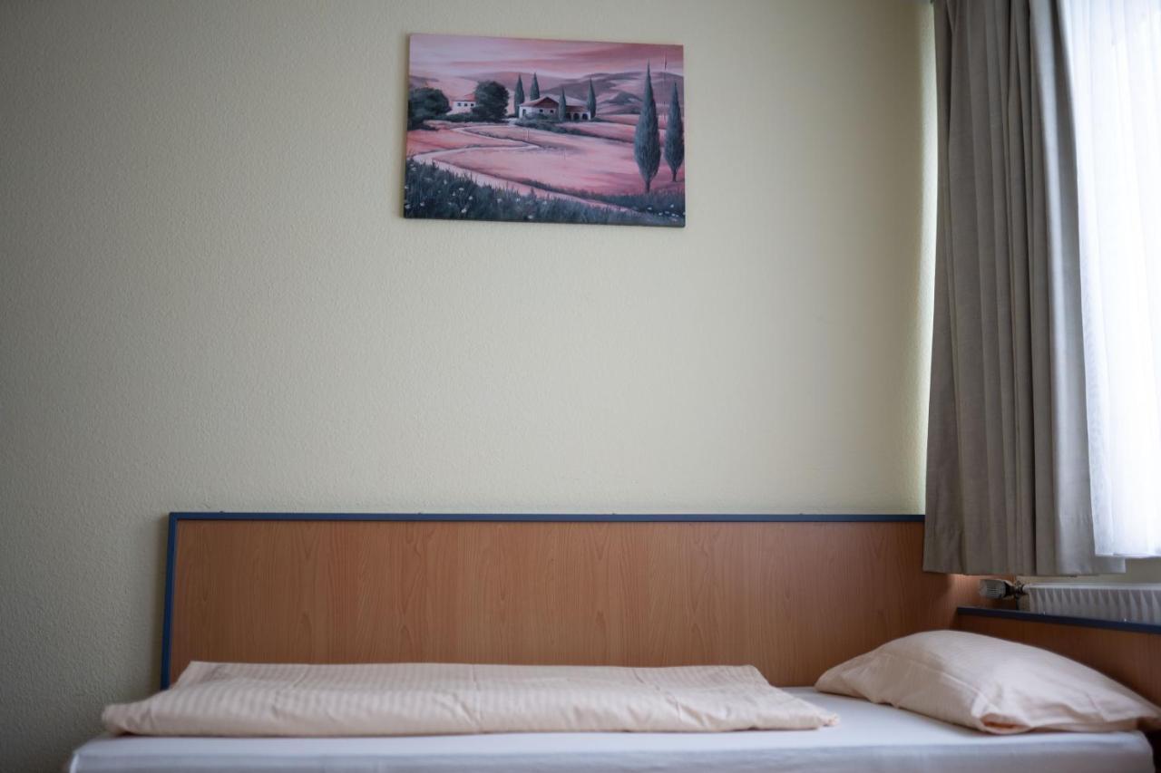 Radlstadl - Brauhaus Und Hotel Kaarst Kültér fotó